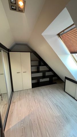 Przecław, 6pok., 2 piwnice, balkon - Zdjęcie 2