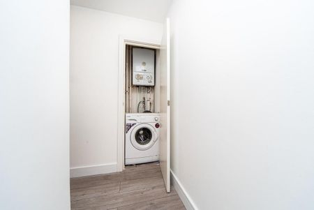 4 bedroom flat to rent - Photo 5