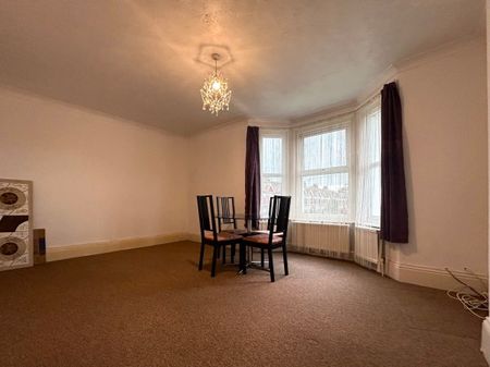 Northcourt Road, Worthing, BN14 1 bedroom flat to rent - Photo 2