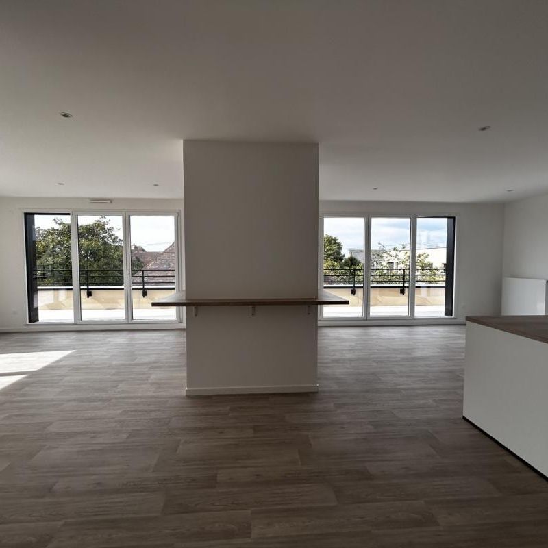 Location Appartement 5 pièces 129m² FLEURY SUR ORNE 14123 - Photo 1