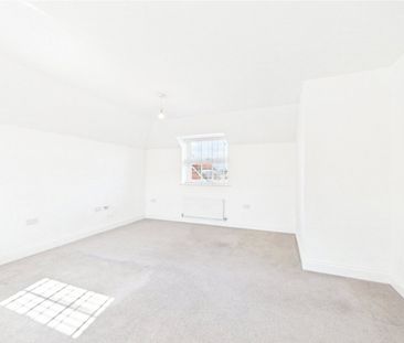 Hayes Drive, Three Mile Cross, Reading, Berkshire, RG7 - Photo 5