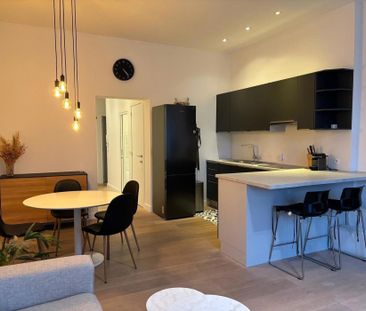 Bemeubeld of ongemeubeld appartement met ruim terras. - Foto 1