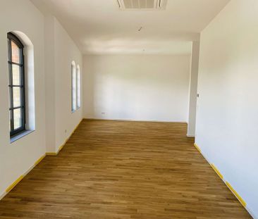 Elegante & moderne 4 ZKB-Wohnung, teilklimatisiert mit Einbauküche,... - Foto 1
