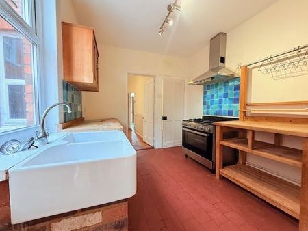 3 bedroom terraced house to rent - Photo 5