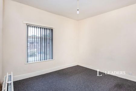 2 bedroom end of terrace house to rent - Photo 5