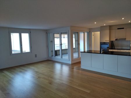 1 MONAT MIETZINSFREIE ZEIT - GROSSE 3.5-ZIMMERWOHNUNG MIT LOGGIA - Photo 4