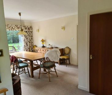 5 bedroom detached house to rent - Photo 3