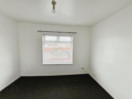 21 Ridgeway Street, Lisburn, BT28 1BY - Photo 2