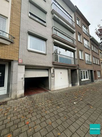 Prachtige woning met 4 slaapkamers op een toplocatie. - Photo 5