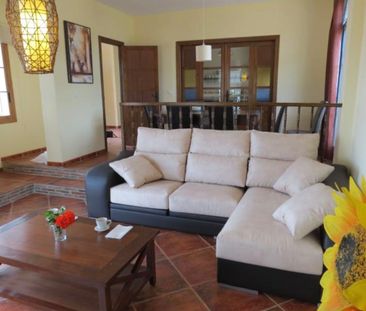 FOUR BEDROOMED HOUSE NEAR FRIGILIANA FOR LONG TERM RENTAL - Photo 1