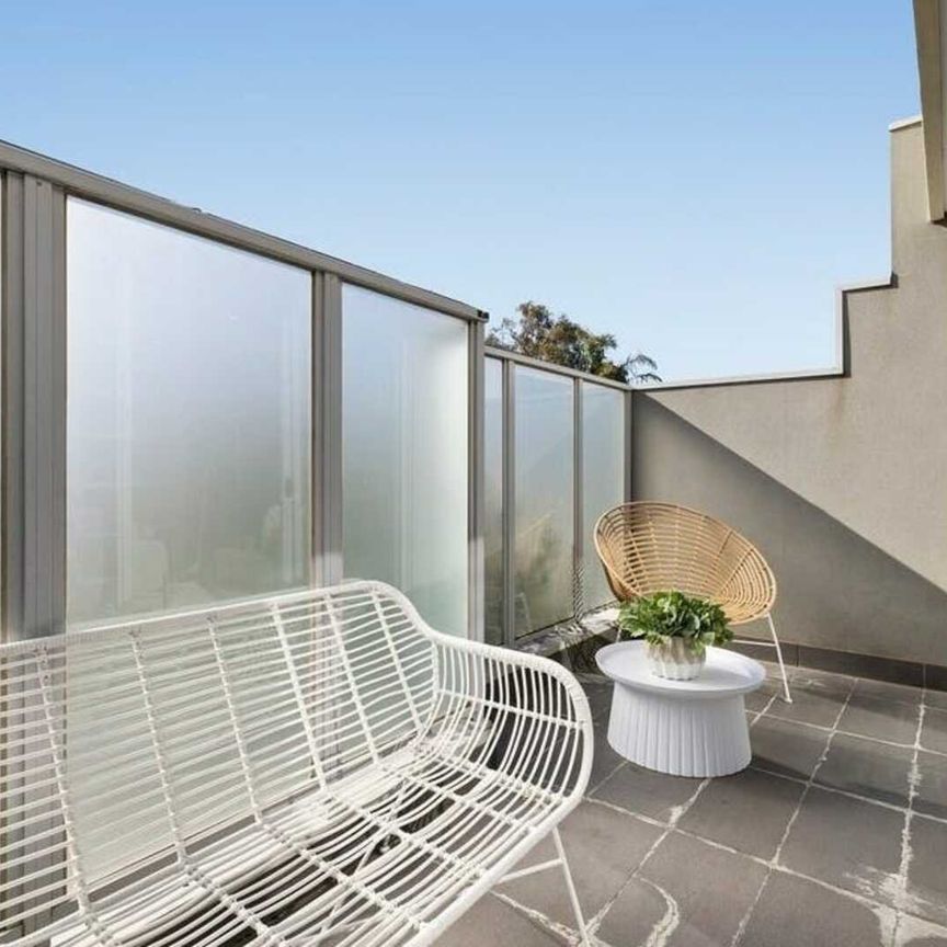 Modern Living in the Heart of Essendon - Photo 1