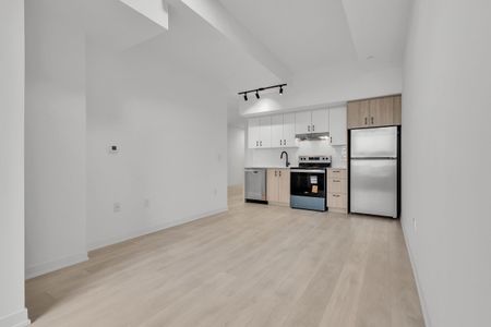 For Lease - 4878 powers Cmn Common, Burlington, Ontario - Photo 4