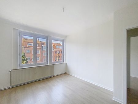 Duplex met 3 kamers, groot terras en garage - Photo 5