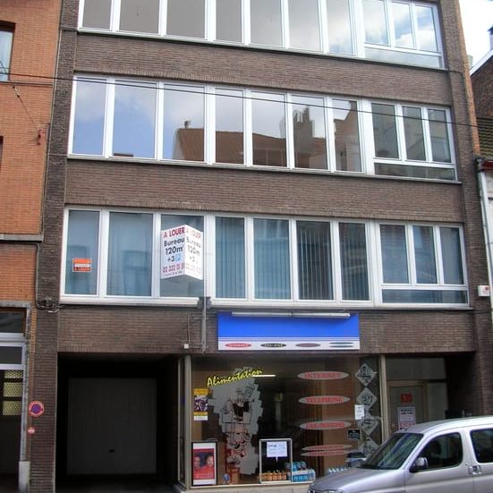 Appartement te huur - Photo 1