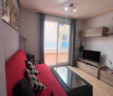 Beautiful penthouse for long-term rental in the center of Torrevieja - Photo 4