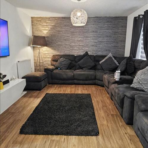 4 Bedroom House to let - Photo 1