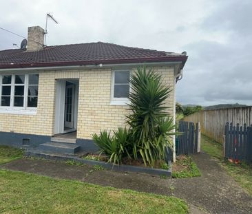 Two bedroom house, ready now! - Photo 2