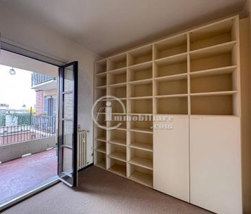 Via Giuseppe Marcora, Milano, Lombardy 20121 - Photo 5