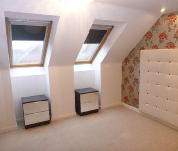 3 bedroom terraced house to rent - Photo 6