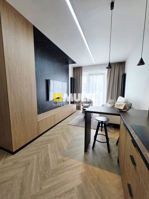 Apartament z balkonem z widokiem na rzekę. - Photo 1