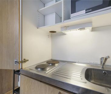 Studio to rent - Photo 6