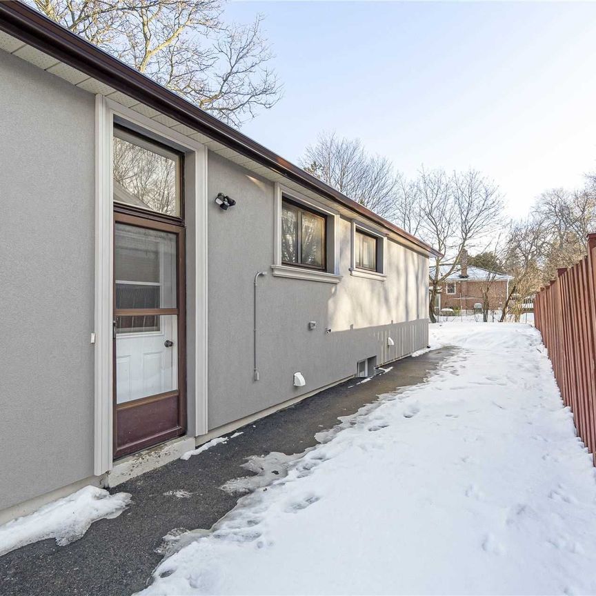 For Lease - 107 Murray Drive Unit# Lower, Aurora, Ontario - Photo 1