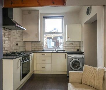 Pierce Street, Macclesfield, SK11 - Photo 5