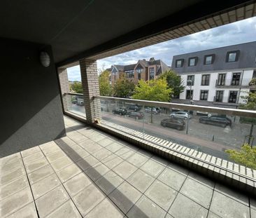 Ruim appartement met terras in centrum Oud-Turnhout - Photo 3