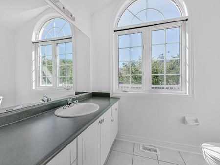 For Lease - 43 Cathmar Drive, Markham, Ontario - Photo 5