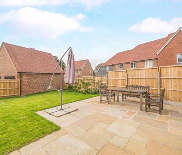 3 bedroom detached house to rent - Photo 1