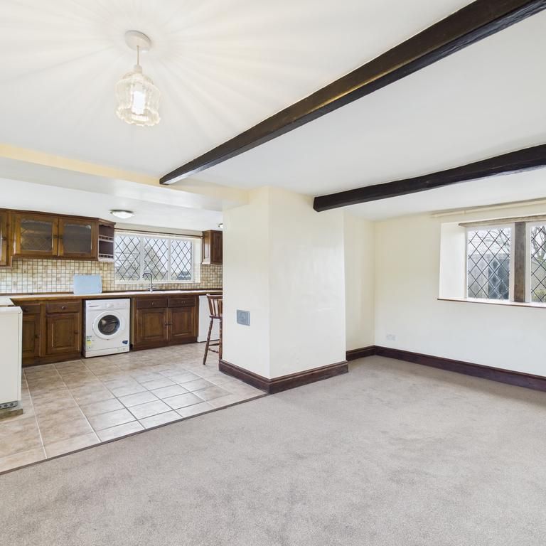 3 bedroom farm house to rent - Photo 1