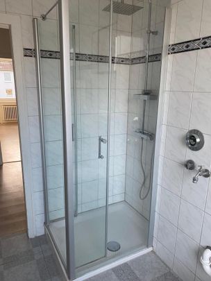 3 Zimmer Wohnung 2.OG ab sofort in Enger - Photo 1