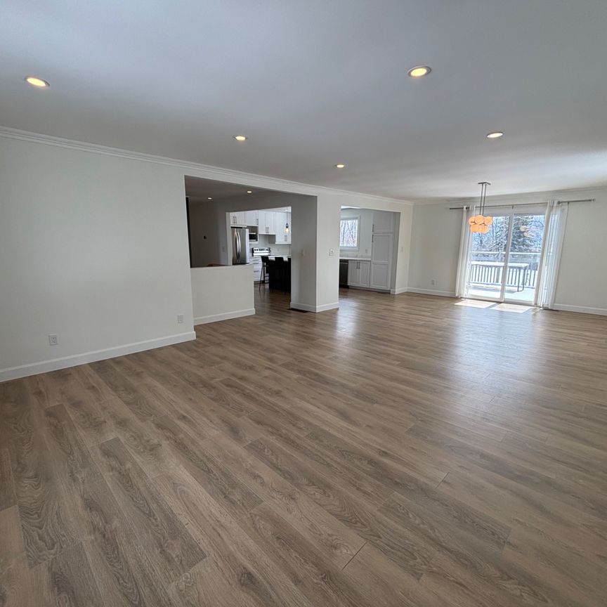 For Lease - 497 Wellington Main Street, Prince Edward County, Ontario - Photo 1