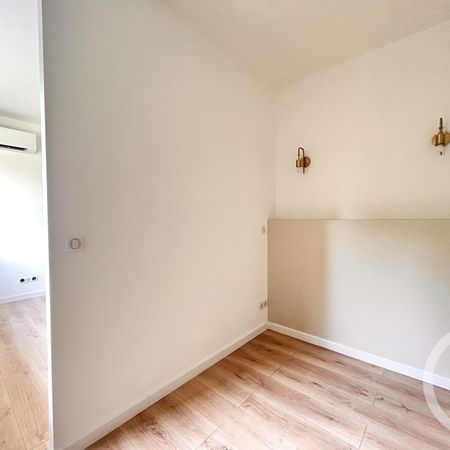 Location Appartement 1 pièce 30m² AJACCIO 20000 - Photo 3