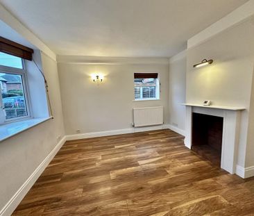 2 bedroom semi-detached house to rent - Photo 2