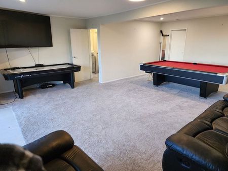 3 Bedroom Near West Harbour Marina. $770 - Photo 3