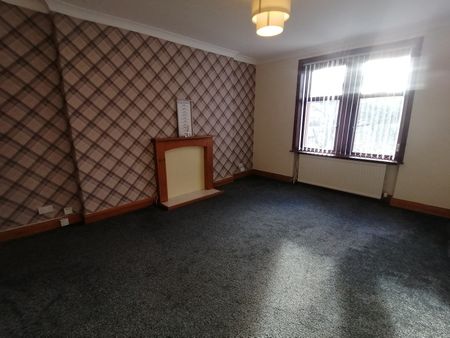 9C Moncur Crescent, Coldside, Dundee - Photo 3