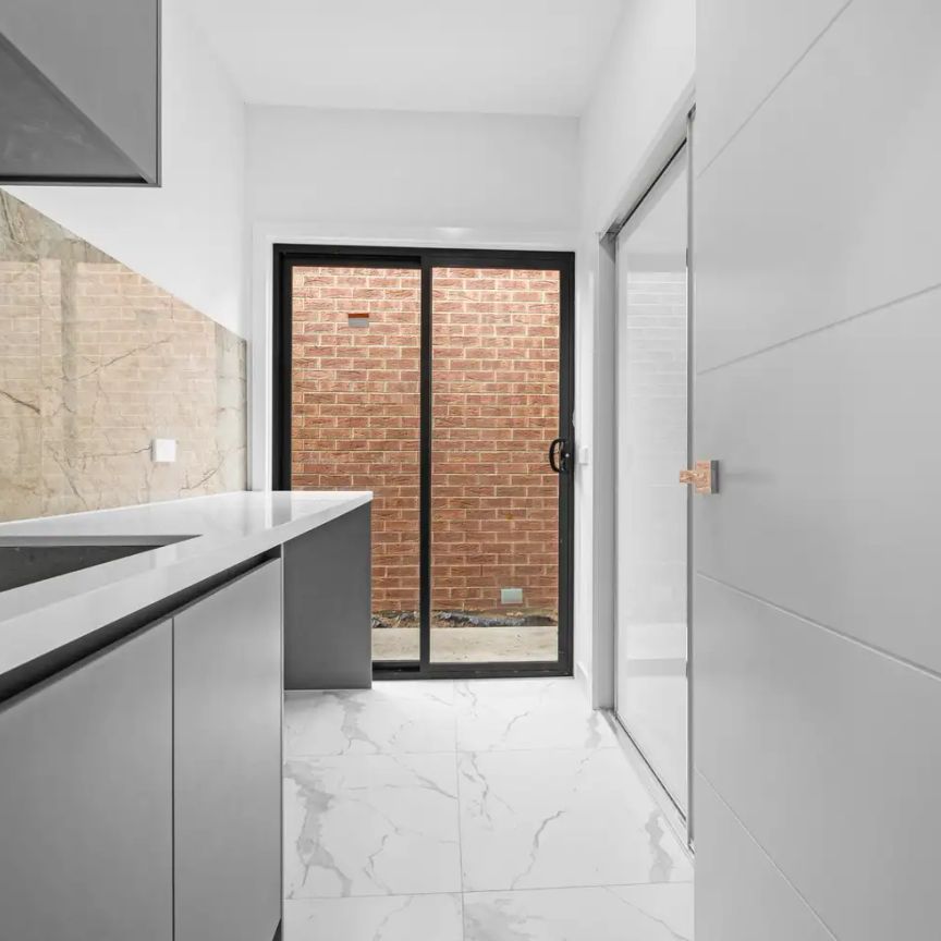 “Modern Comfort in Prime Truganina Location” - Photo 1