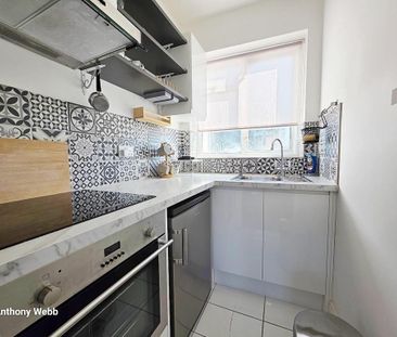 Studio to rent - Photo 5