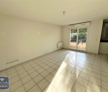 Location Appartement 2 pièces 49m² LOUVROIL 59720 - Photo 6