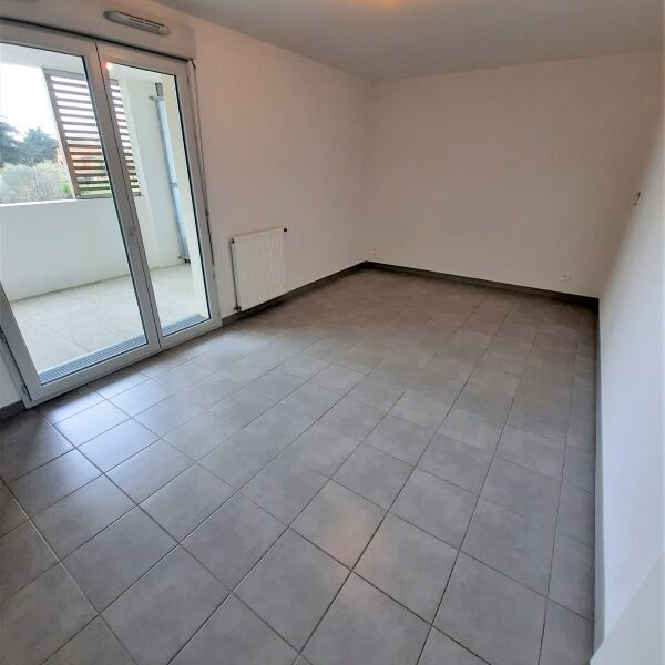 Location Appartement 1 pièce 29m² LAUNAGUET 31140 - Photo 1