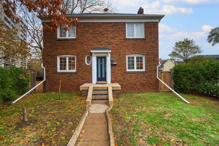 For Lease - 1173 Broadview Avenue, Toronto, Ontario - Photo 2