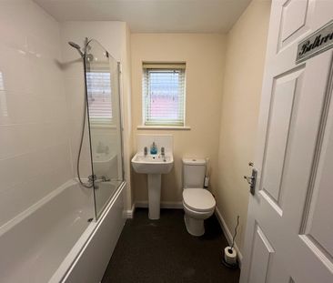 Slingsby Gardens, Hayward Village, Weston-Super-Mare - Photo 2