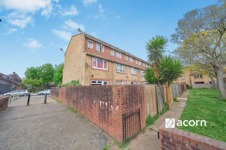Clifton Way, London, SE15 - Photo 3
