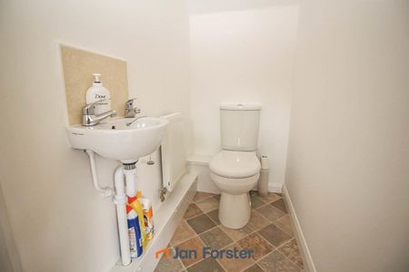 3 Bedroom House - Photo 4