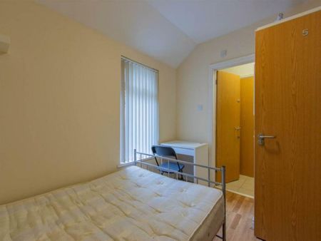 6 bedroom house to rent - Photo 3