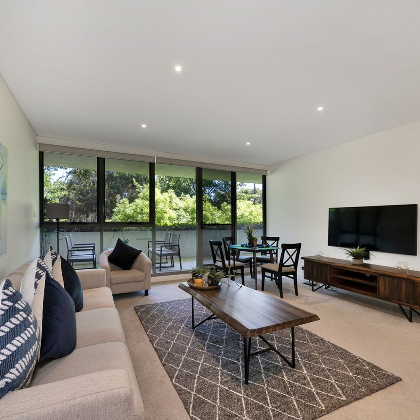 Modern North-Facing Apartment in the Heart of Forrest - Photo 1