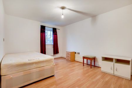Westferry Road, London, E14 3QA - Photo 5