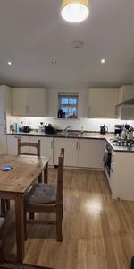 2 Bed Flat, Wetherell Place, BS8 - Photo 3