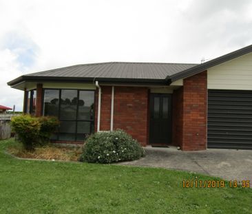 Four Bedroom Home - Photo 1